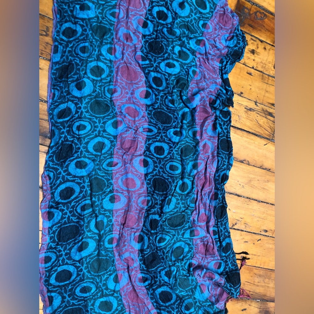 Scarf - Picture 3 of 4